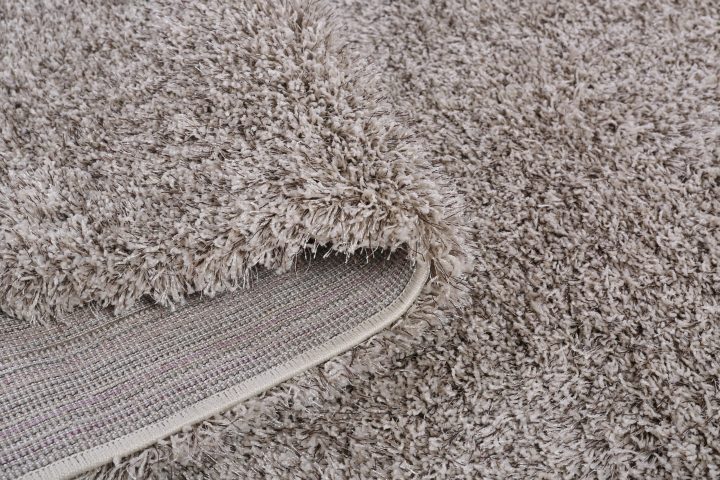 white brown rug